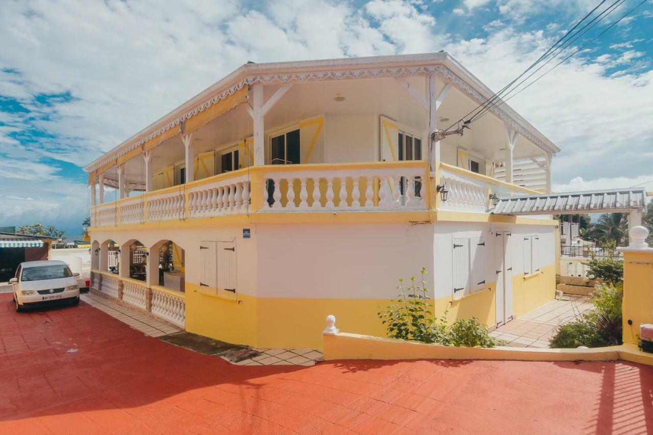 Villa Mancina Capesterre-Belle-Eau Exterior photo